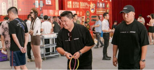 超跑嘉年华,汕头八合里牛肉火锅展现非遗美食 超跑嘉年华,汕头八合里牛肉火锅展现非遗美食